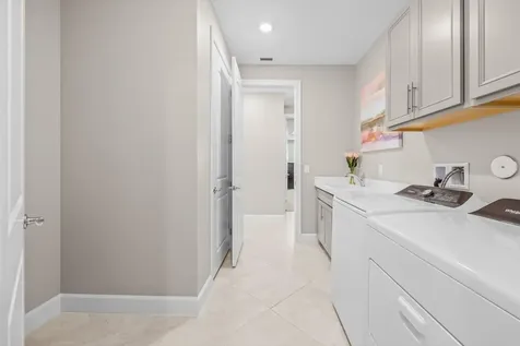 10205 Sw Pervenche Lane Port Saint Lucie FL 34987
