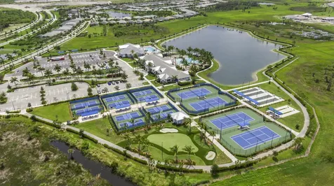 10205 Sw Pervenche Lane Port Saint Lucie FL 34987