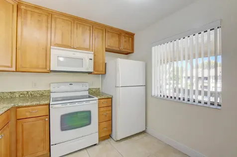 21943 Remsen Terrace Boca Raton FL 33433