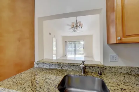 21943 Remsen Terrace Boca Raton FL 33433