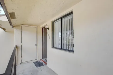 21943 Remsen Terrace Boca Raton FL 33433