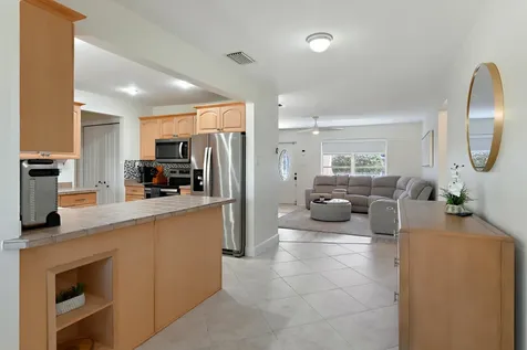 1281 Nw 45th Court Deerfield Beach FL 33064