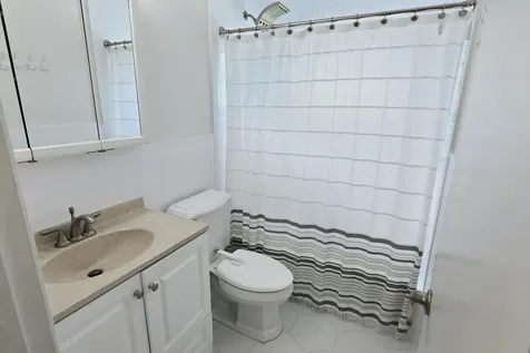 1281 Nw 45th Court Deerfield Beach FL 33064