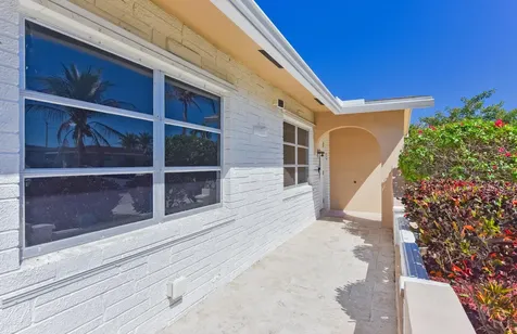 1281 Nw 45th Court Deerfield Beach FL 33064