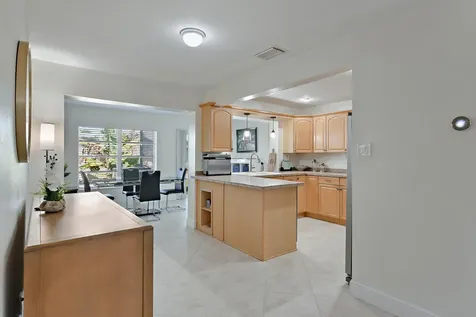 1281 Nw 45th Court Deerfield Beach FL 33064