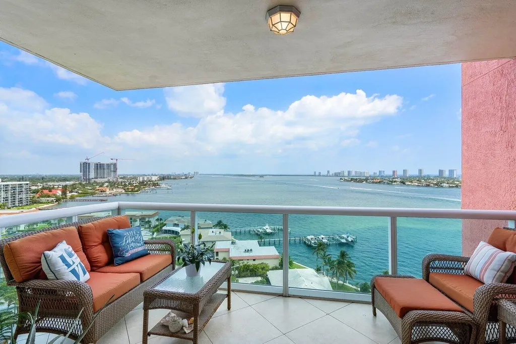 2650 Lake Shore Drive Riviera Beach FL 33404