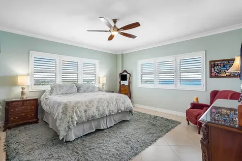 2650 Lake Shore Drive Riviera Beach FL 33404