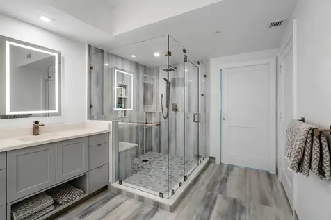 2650 Lake Shore Drive Riviera Beach FL 33404