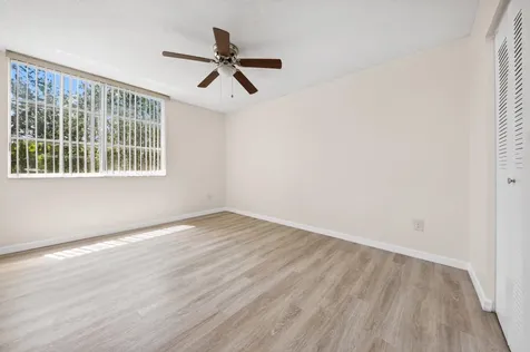 117 Yacht Club Way Hypoluxo FL 33462