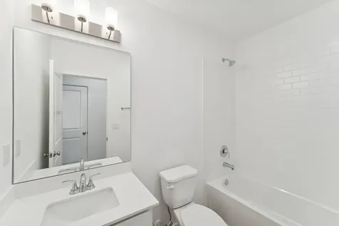 879 Sw Mccoy Avenue Port Saint Lucie FL 34953