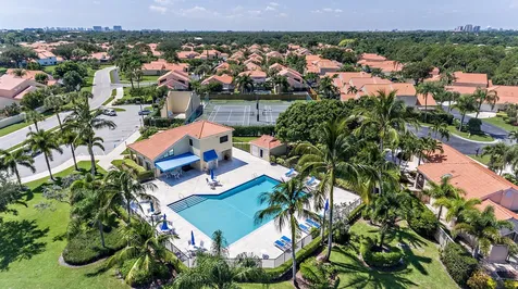 2690 Mikasa Drive Palm Beach Gardens FL 33410