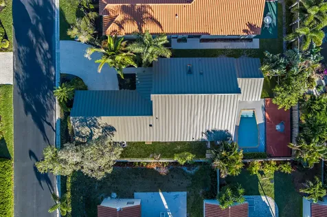 2690 Mikasa Drive Palm Beach Gardens FL 33410