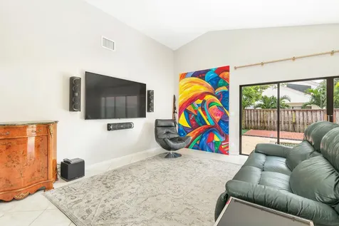 2690 Mikasa Drive Palm Beach Gardens FL 33410