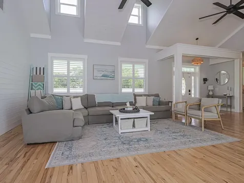 406 9th Court Vero Beach FL 32962
