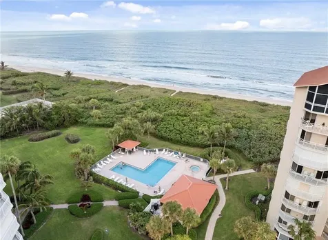 3870 N Highway A1a Jensen Beach FL 34957
