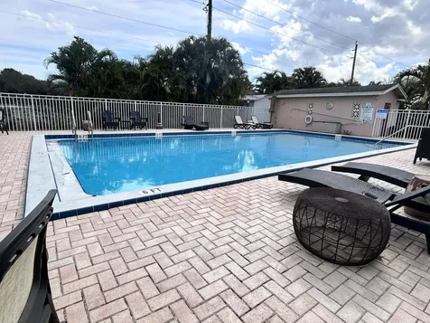 12386 Alternate A1a Palm Beach Gardens FL 33410