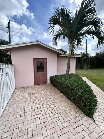 12386 Alternate A1a Palm Beach Gardens FL 33410