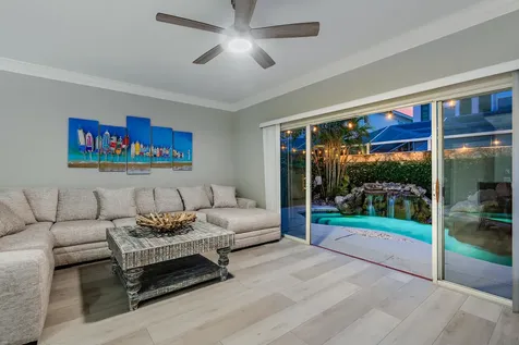 17 Oakleaf Court Tequesta FL 33469