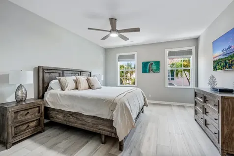 17 Oakleaf Court Tequesta FL 33469