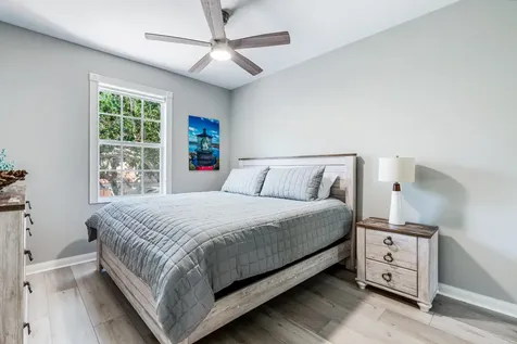 17 Oakleaf Court Tequesta FL 33469