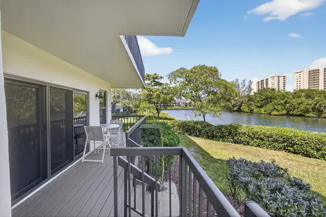 2101 Fairway Drive Jupiter FL 33477