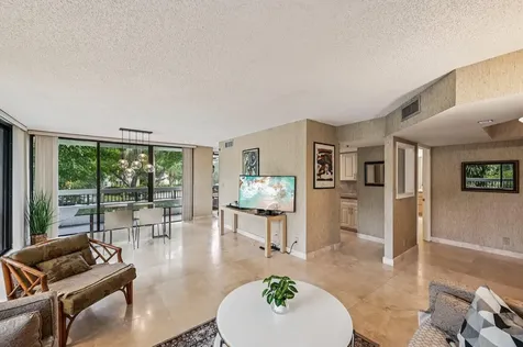 23200 Camino Del Mar Boca Raton FL 33433