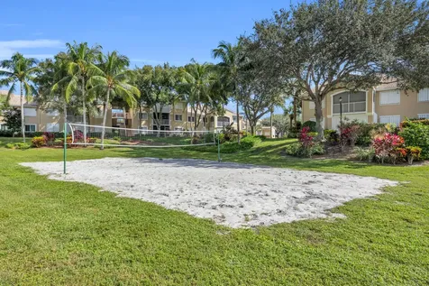 278 Village Boulevard Tequesta FL 33469