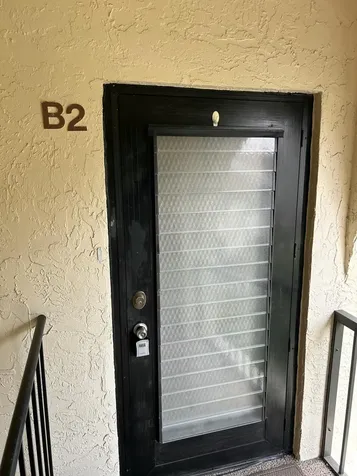304 Knotty Pine Circle Greenacres FL 33463
