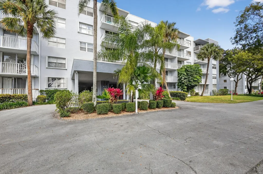 470 Executive Center Drive West Palm Beach FL 33401