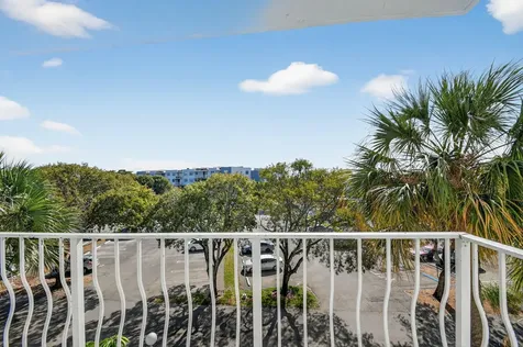 470 Executive Center Drive West Palm Beach FL 33401