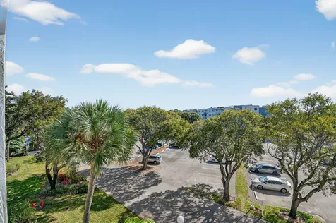470 Executive Center Drive West Palm Beach FL 33401