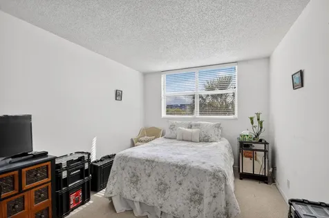 470 Executive Center Drive West Palm Beach FL 33401