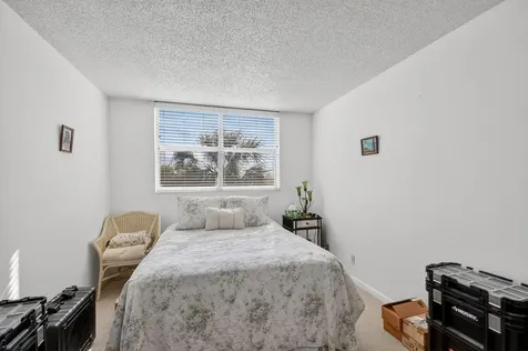 470 Executive Center Drive West Palm Beach FL 33401