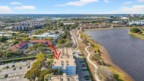470 Executive Center Drive West Palm Beach FL 33401
