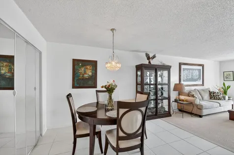 470 Executive Center Drive West Palm Beach FL 33401