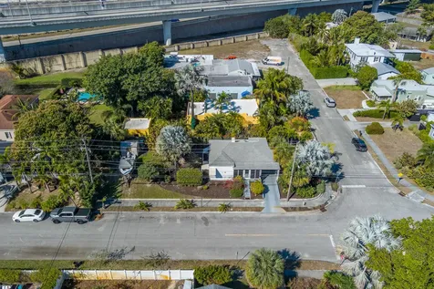 2401 Ridgeway Avenue West Palm Beach FL 33401
