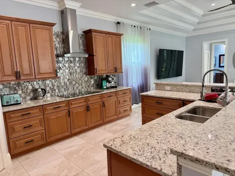 134 SE Fiore Bello Port Saint Lucie FL 34984