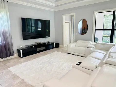 134 SE Fiore Bello Port Saint Lucie FL 34984