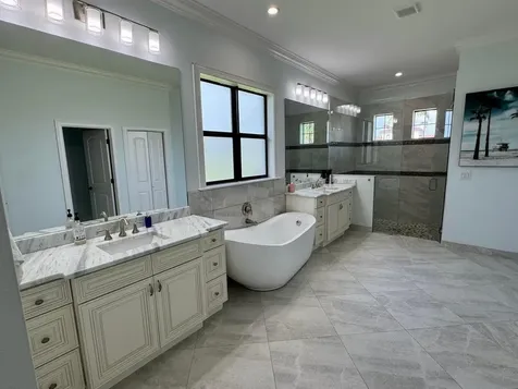 134 SE Fiore Bello Port Saint Lucie FL 34984