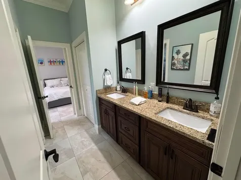 134 SE Fiore Bello Port Saint Lucie FL 34984
