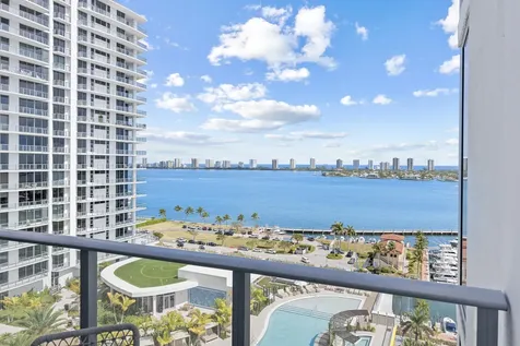 220 Lake Shore Drive Lake Park FL 33403