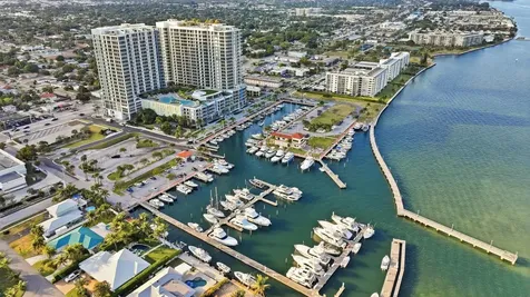 220 Lake Shore Drive Lake Park FL 33403