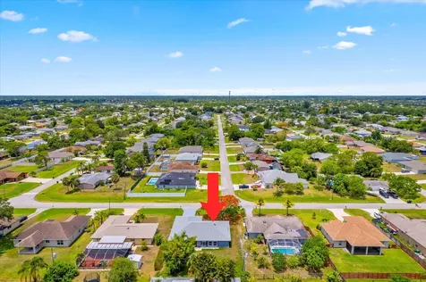 1991 Sw Gemini Lane Port Saint Lucie FL 34984