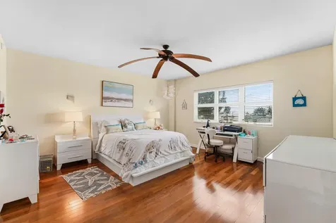 2650 Lake Shore Drive Riviera Beach FL 33404