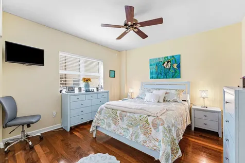 2650 Lake Shore Drive Riviera Beach FL 33404