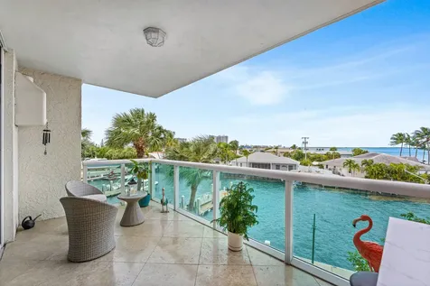 2650 Lake Shore Drive Riviera Beach FL 33404