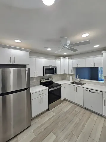 1001 Colony Point Circle Pembroke Pines FL 33026