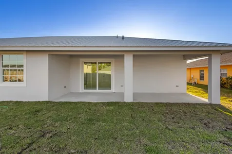 5271 Nw Mayfield Lane Port Saint Lucie FL 34983