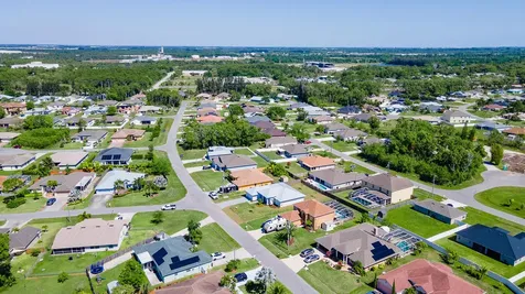5271 Nw Mayfield Lane Port Saint Lucie FL 34983