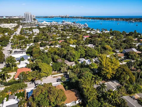 222 30th Street West Palm Beach FL 33407